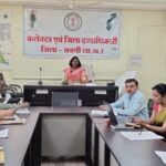 कलेक्टर नूपुर राशि पन्ना ने ली महिला एवं बाल विकास विभाग की समीक्षा बैठक
