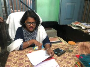 सक्ति कलेक्टर नूपुर राशि पन्ना ने स्ट्रांग रूम का किया निरीक्षण