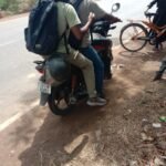 बेलादुला के मौहारी के पास मवेशी मा टकरा जाये ले बाल बाल बचीस मोटर सायकल सवार दु युवक WhatsApp Image 2026-05-25 at 6.36.56 PM