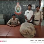 🔹 चलते ट्रक पर चढ़कर चावल चोरी करने वाला आरोपी गिरफ्तार।🔹 आरोपी नितिन कुमार पटेल निवासी नंदेली से 50 किलोग्राम चोरी का चावल बरामद।🔹 घटना में शामिल अन्य फरार आरोपियों की तलाश जारी। WhatsApp Image 2026-06-15 at 9.04.18 PM